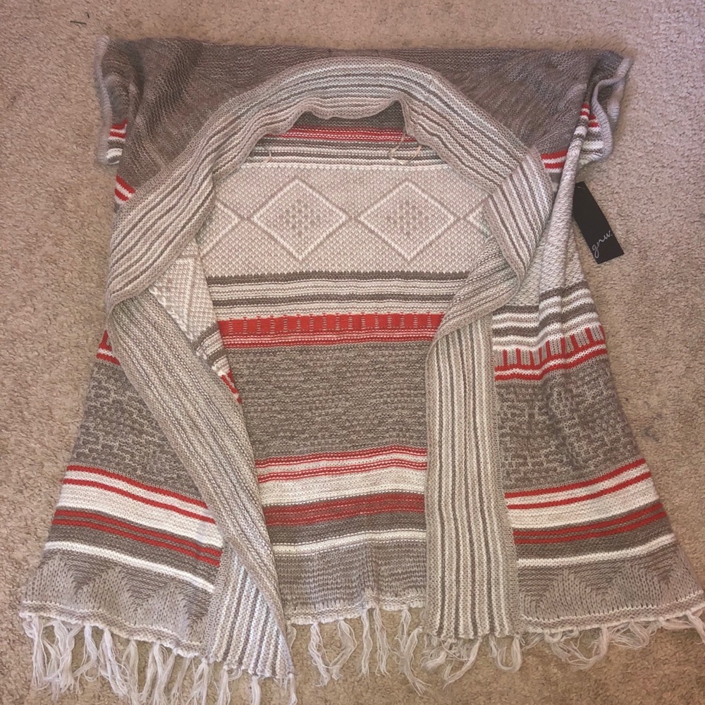 Open front, short sleeve cardigan